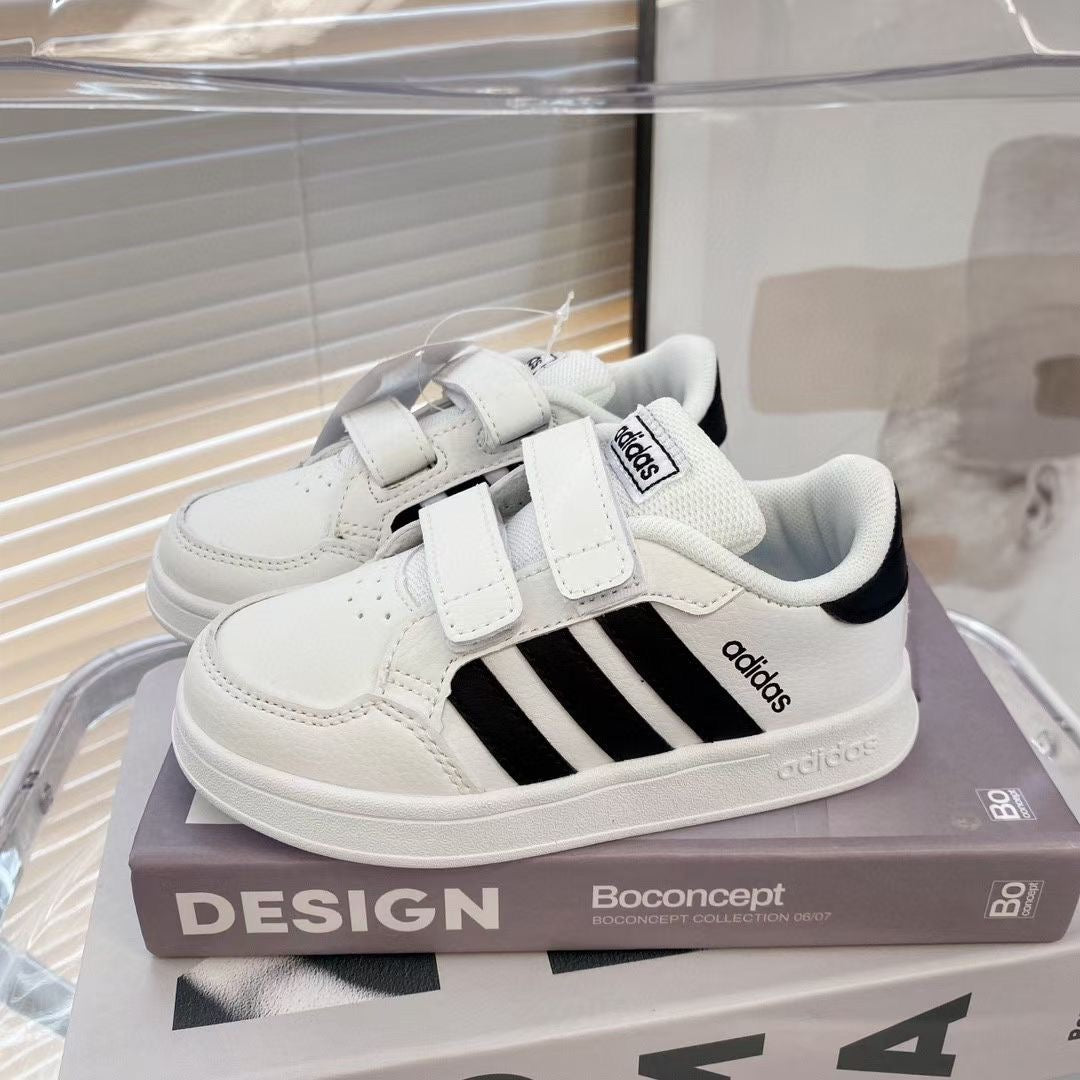 Adidas co-branded Velcro children's shoes" white, black"