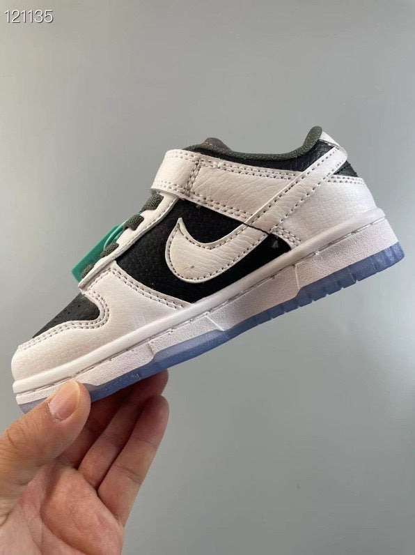 Nike SB single buckle sneakers" white, black"