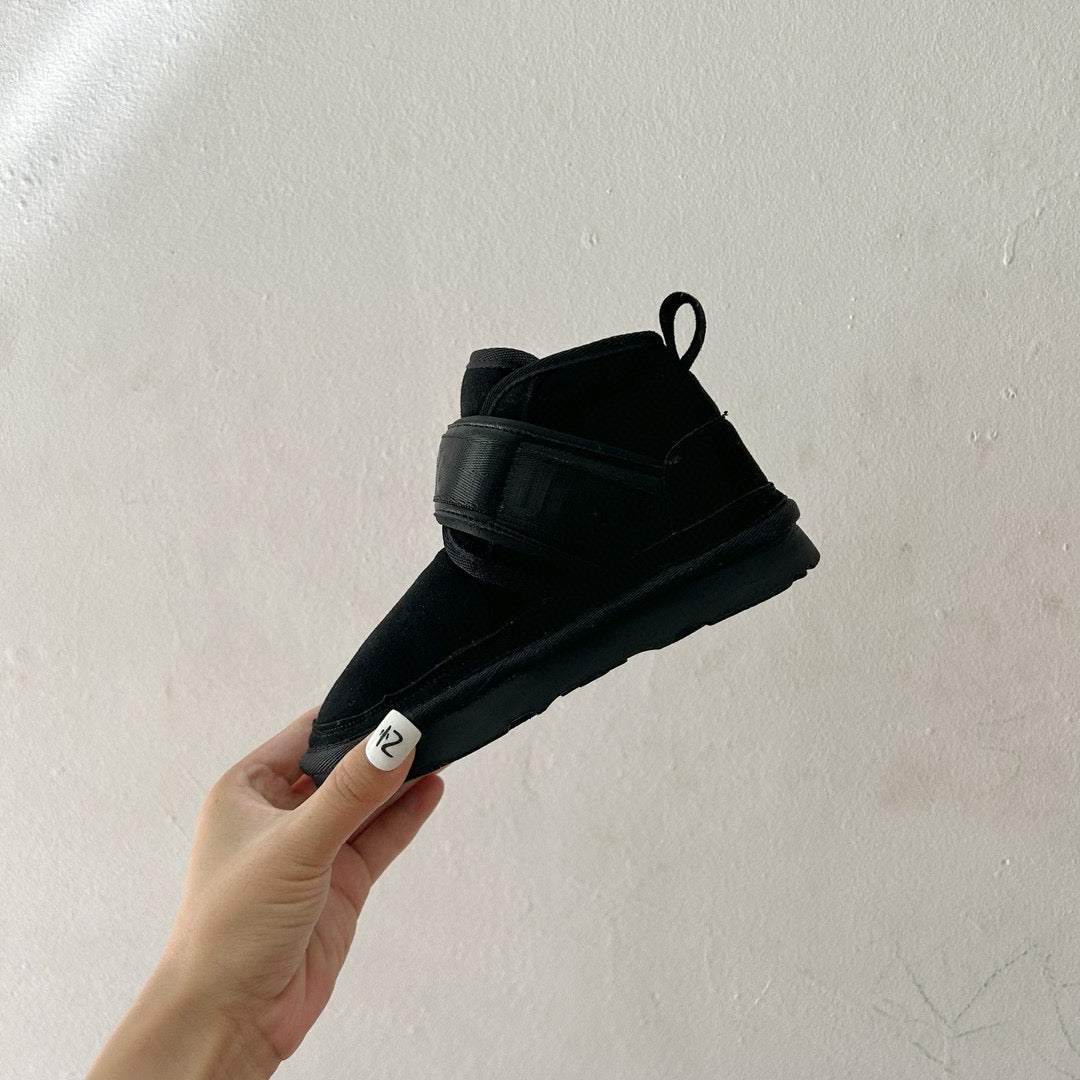 UGG Neum,Snow Boots
