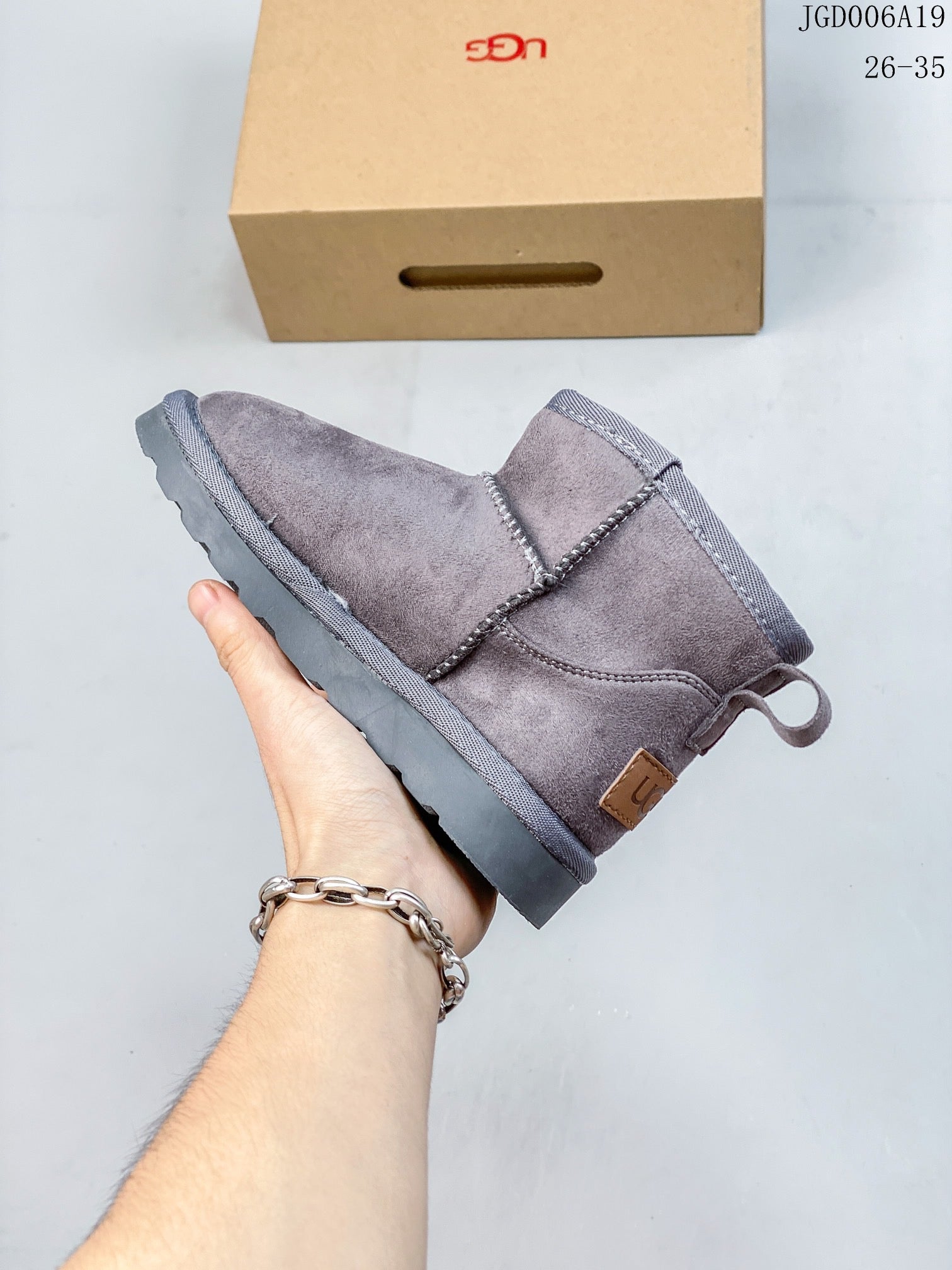 U-GG Zhou Dongyu" gray"