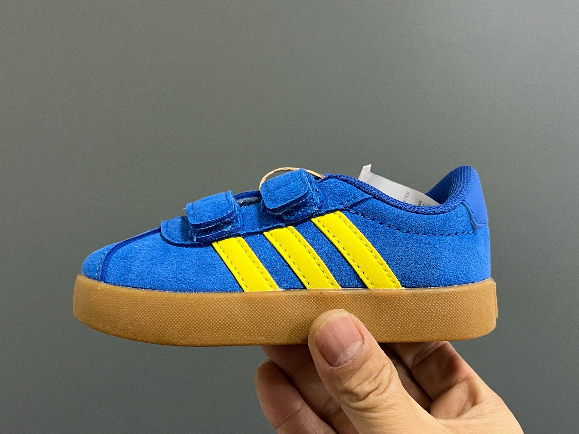 Adidas tennis shoes" blue, Yellow"