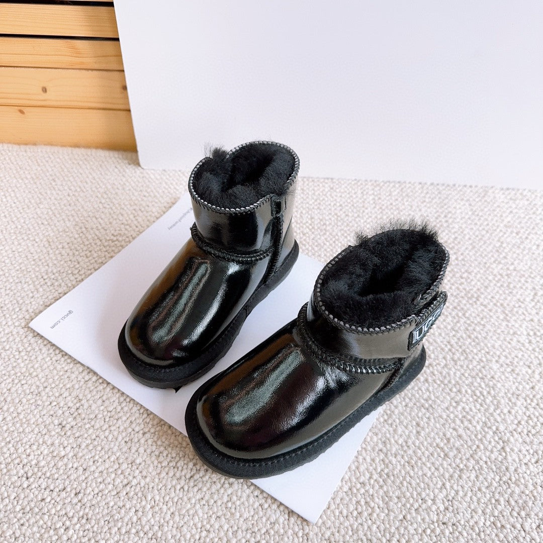 UGG fur integrated side stickers waterproof shiny leather" black"