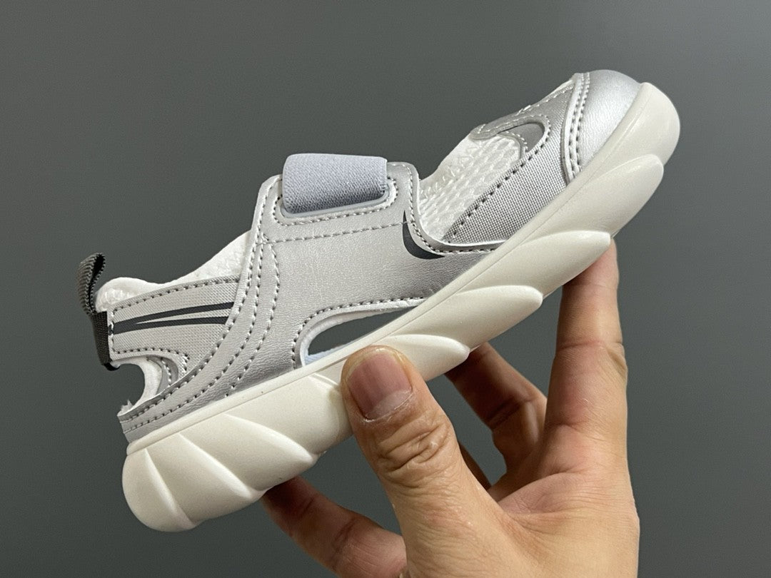 NB new 920 Mary Jane mesh stitching Velcro children's sandals" white, lightt gray"