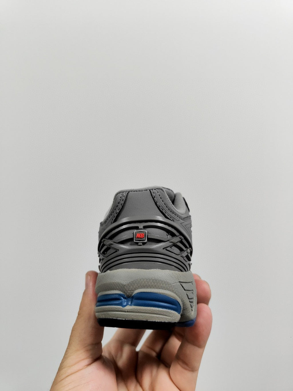 NB 1906 Velcro Kids Running Shoes" gray"