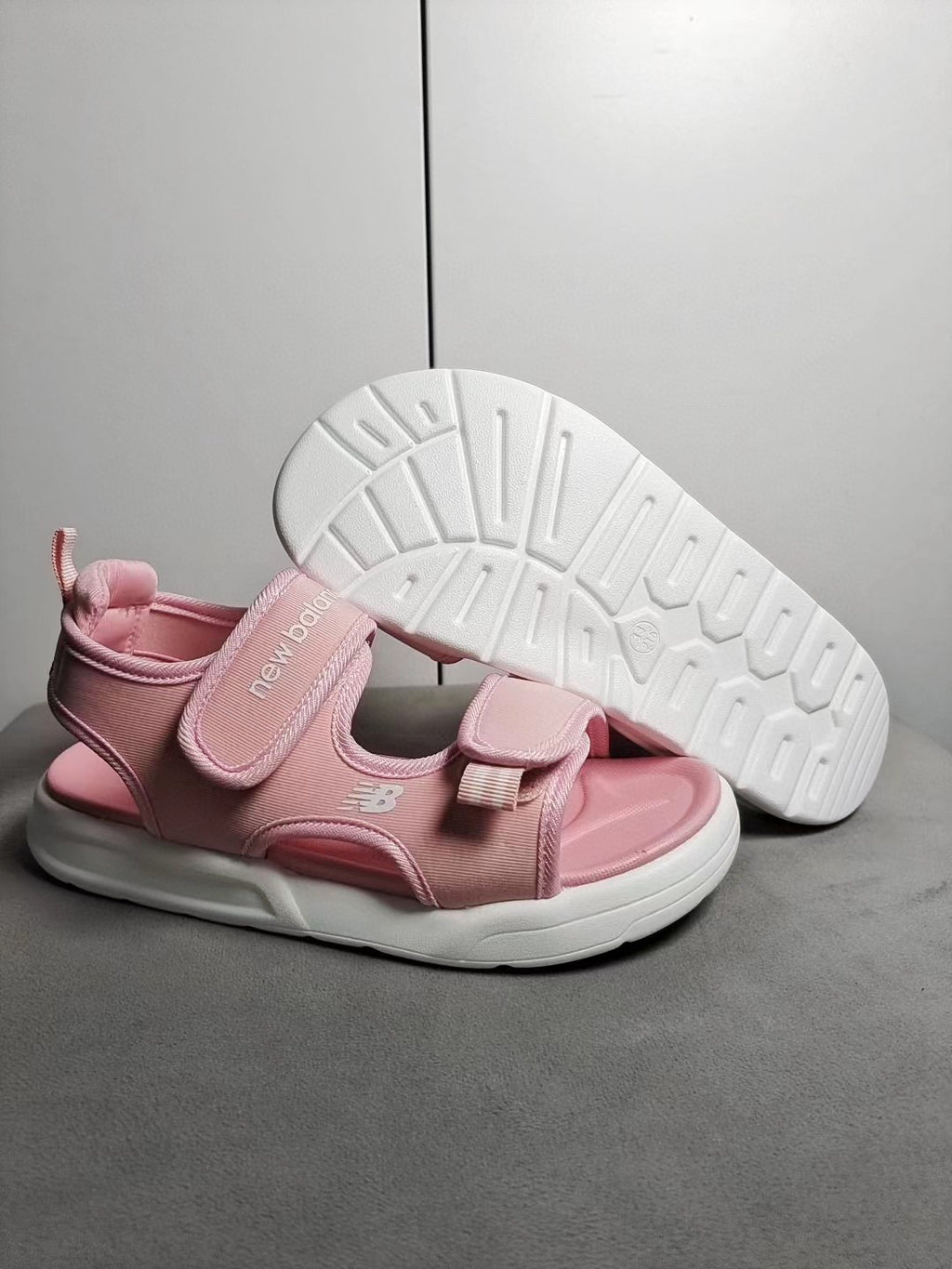 NB double velcro sandals" pink"