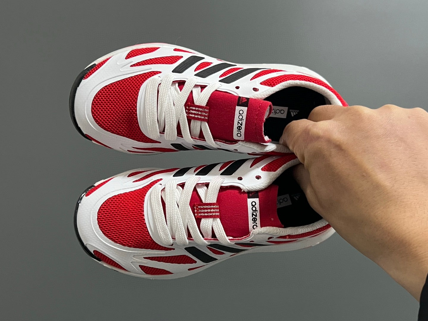 A's new children's shoelace buckle swing sports shoes" white, red"