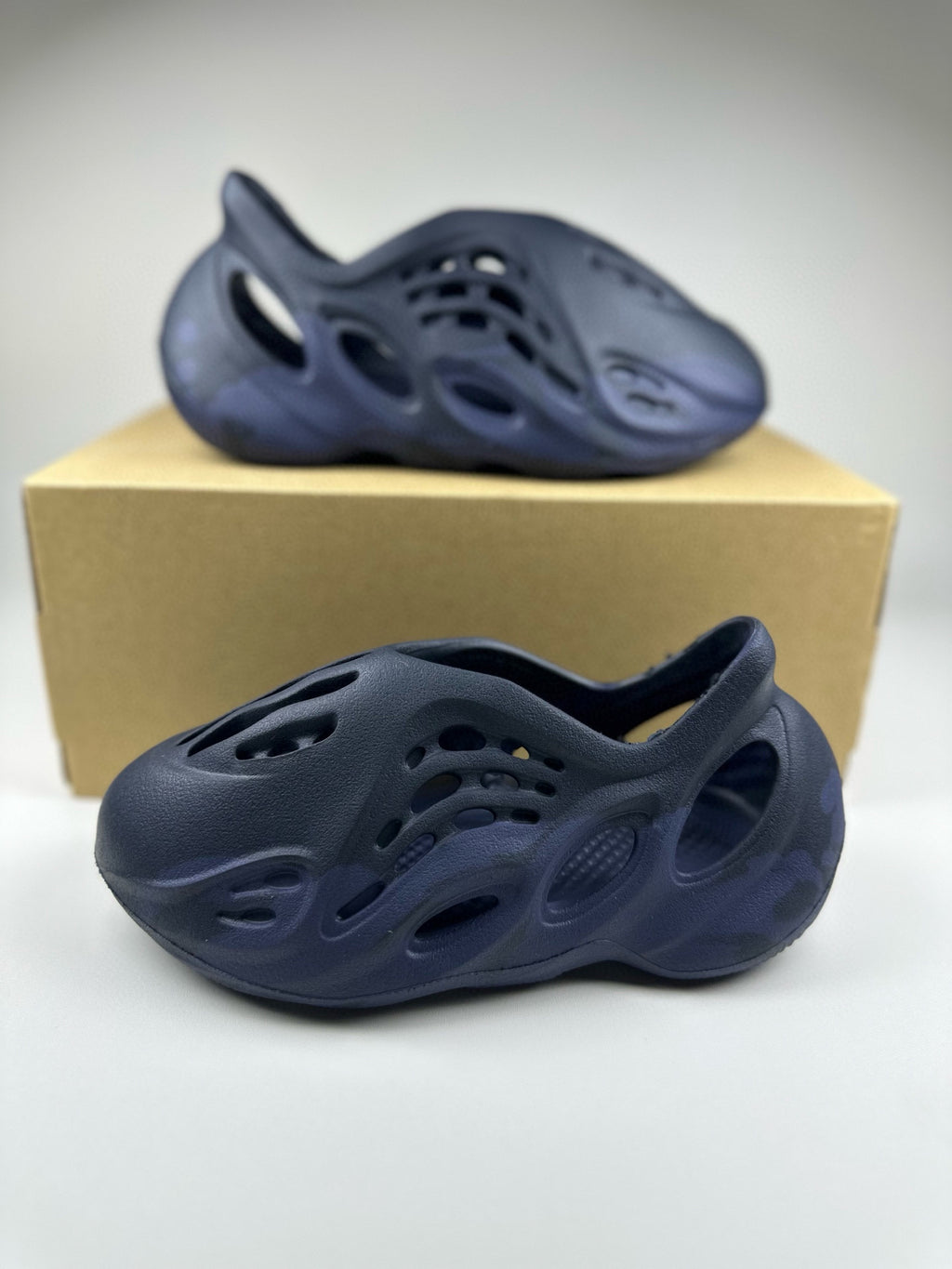 Coconut Crocs" dark navy"