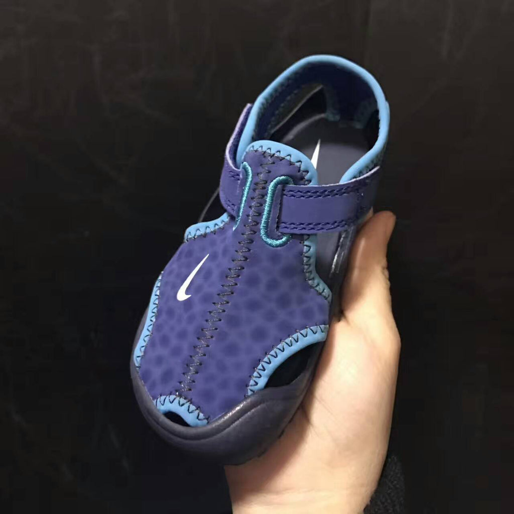 Nike children's closed toe sandals " dark blue"