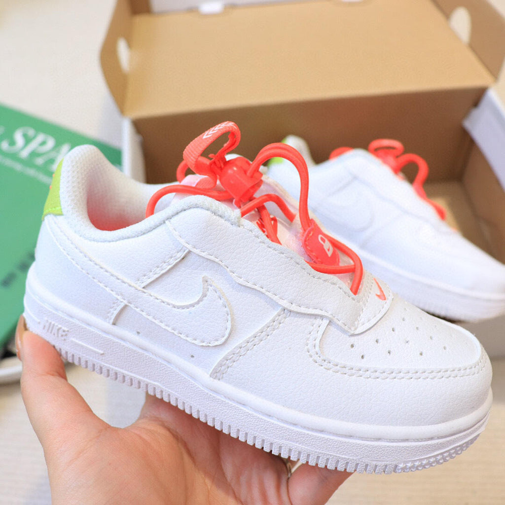 Air Force low-top lace-up sneakers" white"