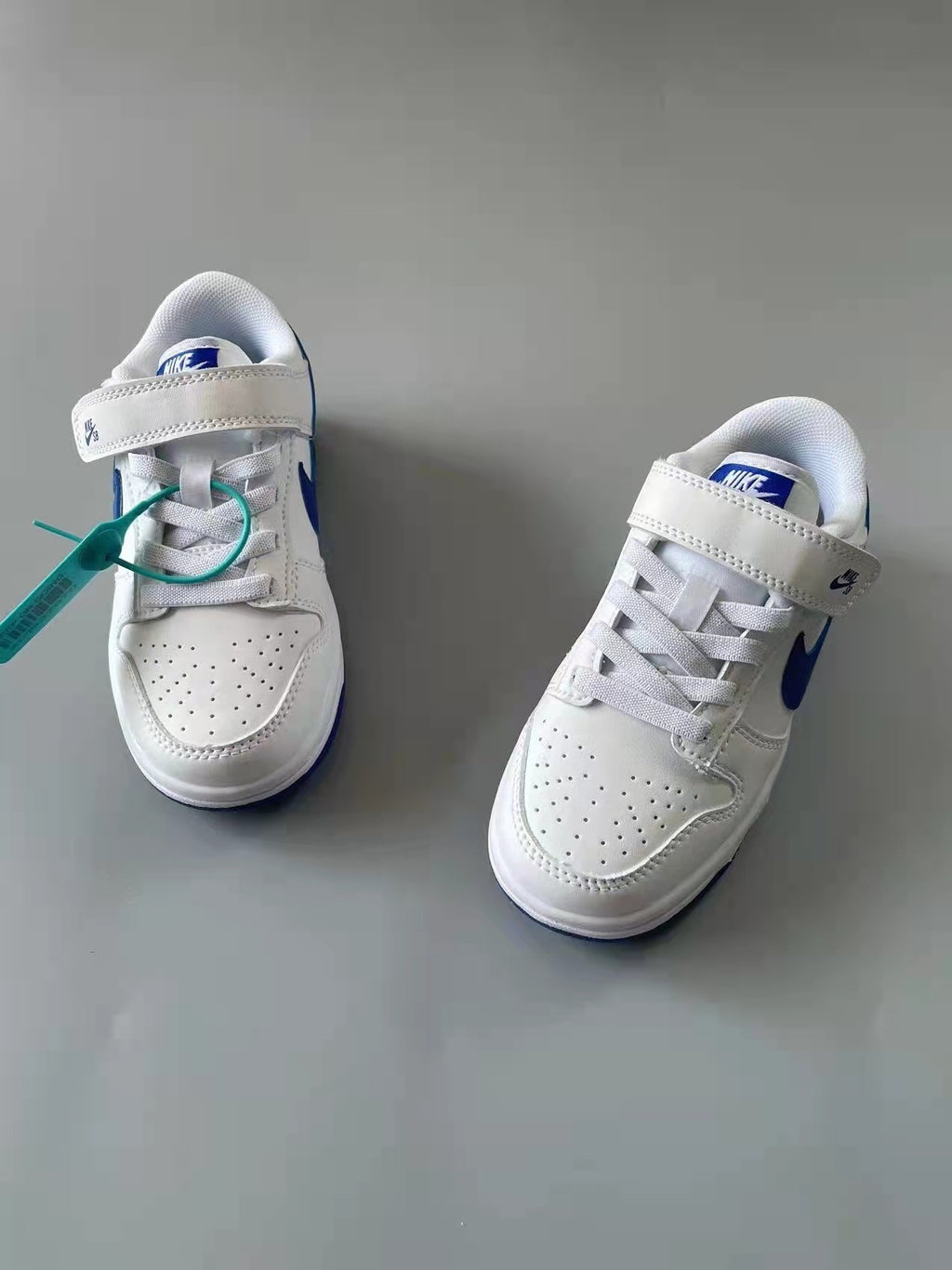 SB Velcro children's shoes" white"