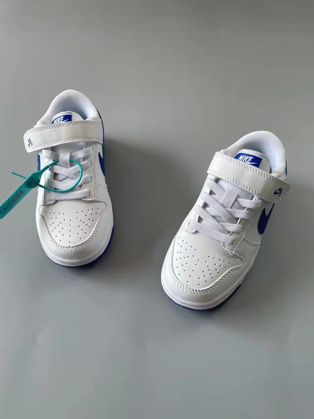 SB Velcro children's shoes" white"