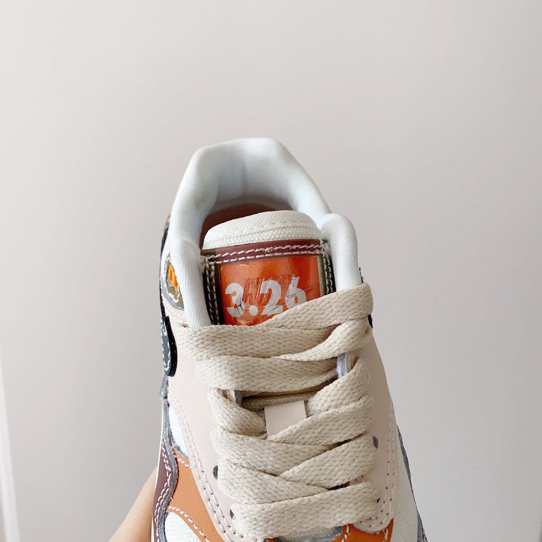 Nike co-branded children's air cushion