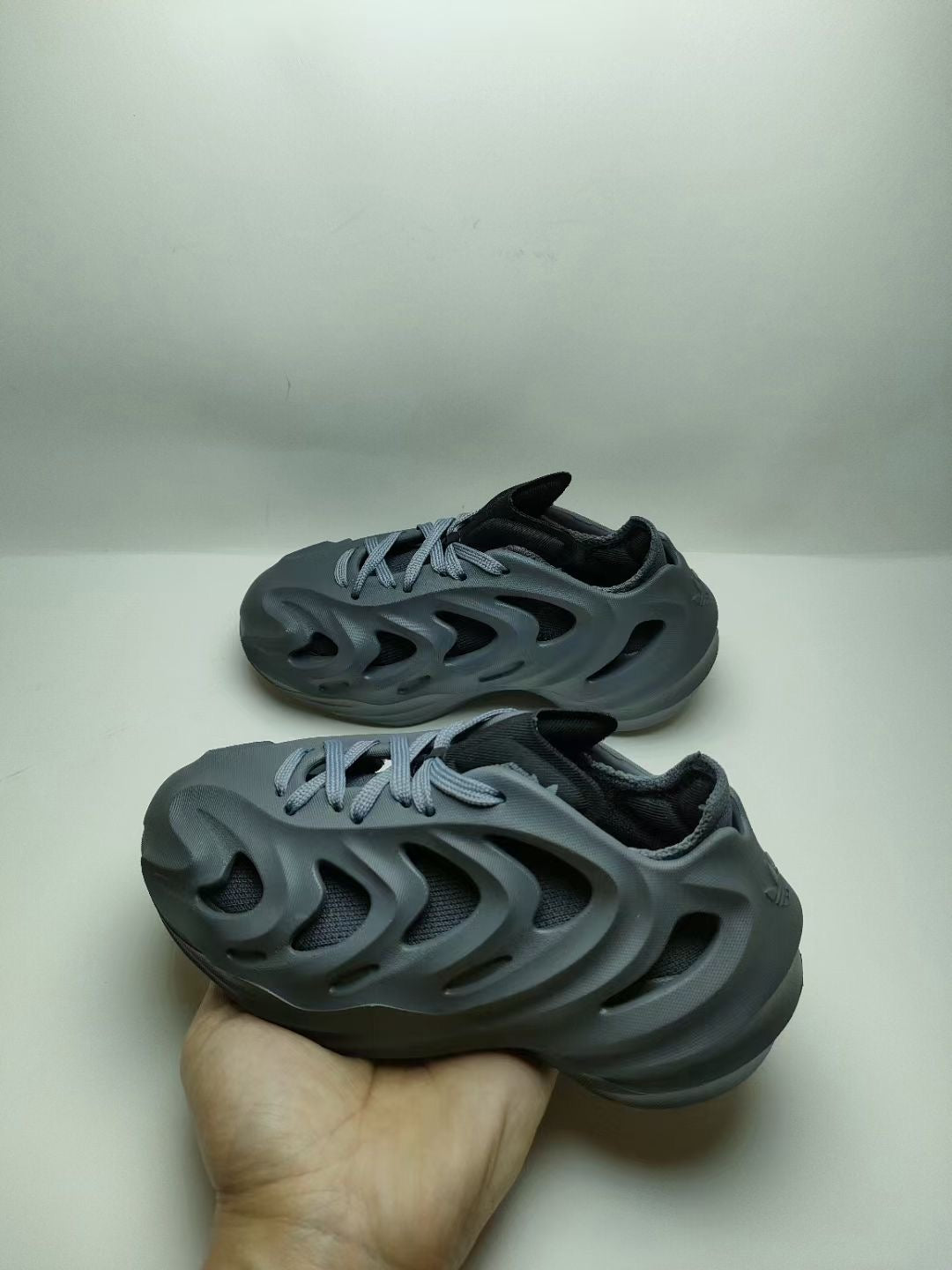 ADIDAS clover adiFOM boys and girls hole shoes " dark gray"