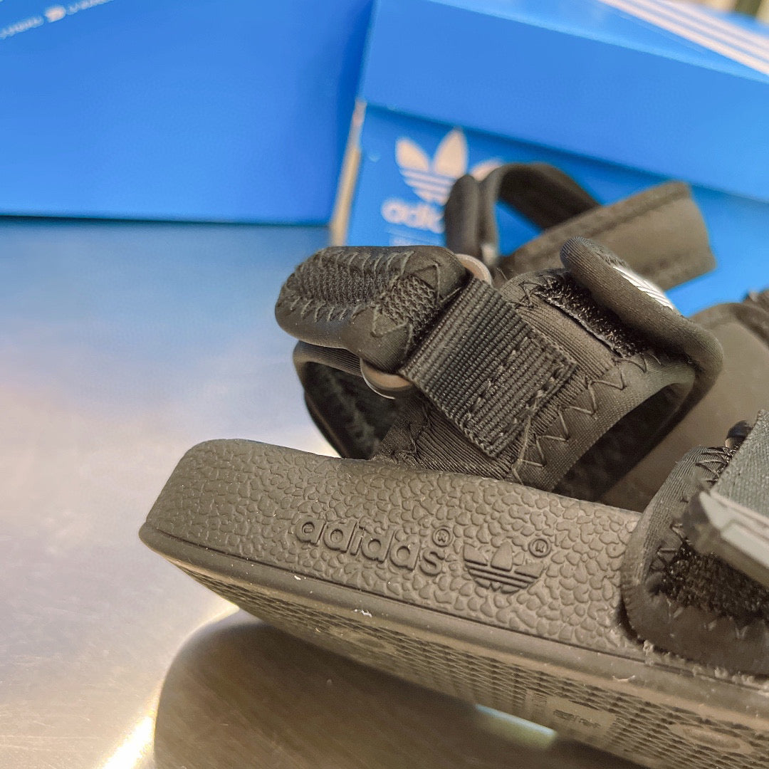 Adidas clover hook and loop beach sandals" black"