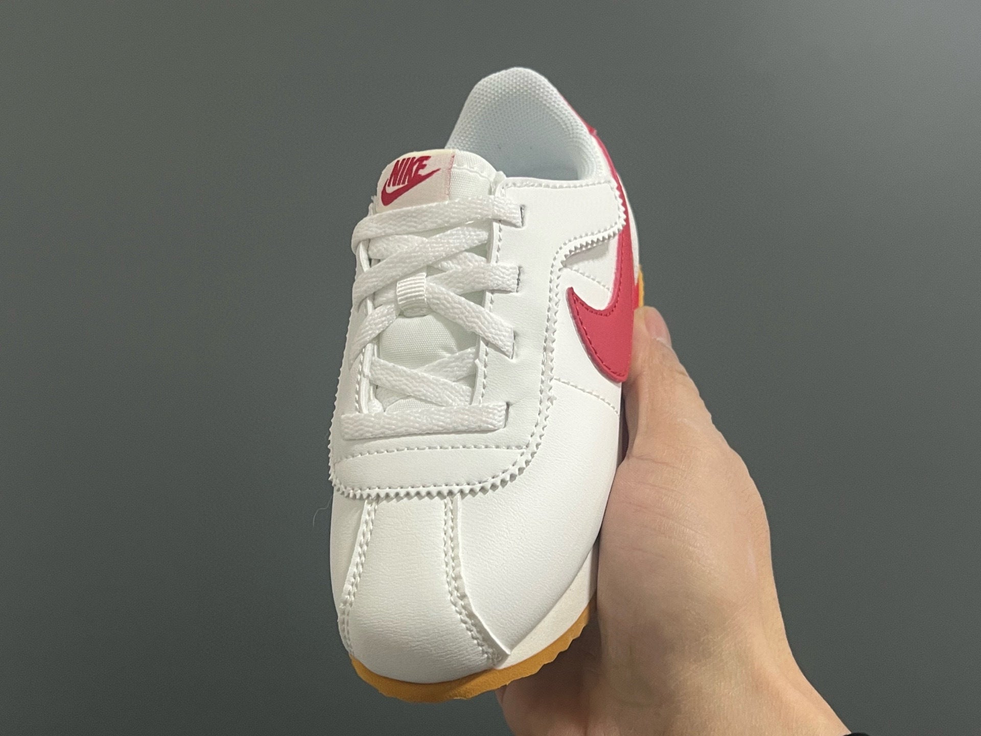 Nike Forrest Gump Classic Velcro Kids Shoes" white, red"