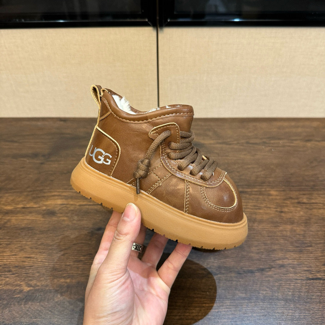 U-GG Capibara Snow Boots Leather" brown"