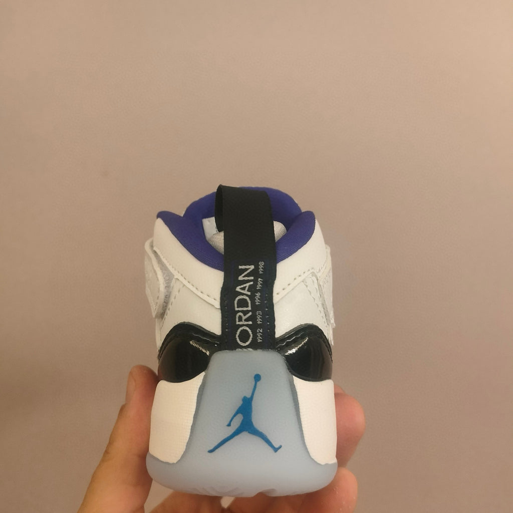 Jordan 612 single buckle children's shoes" black, white"