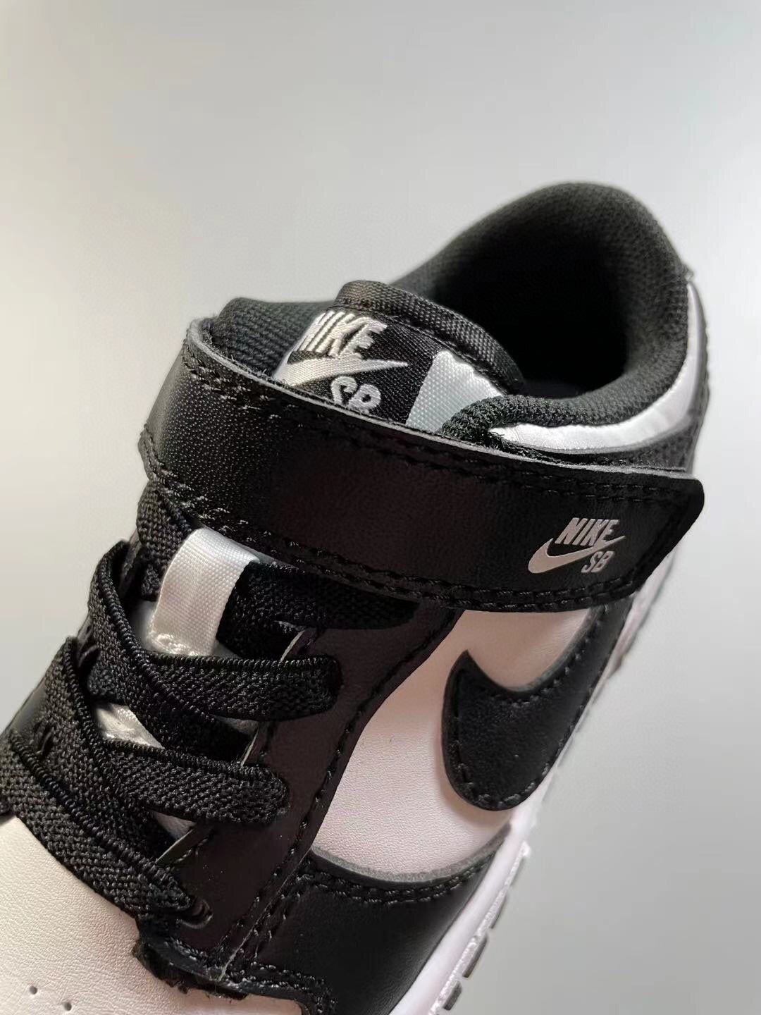Nike SB single buckle sneakers" white, black"