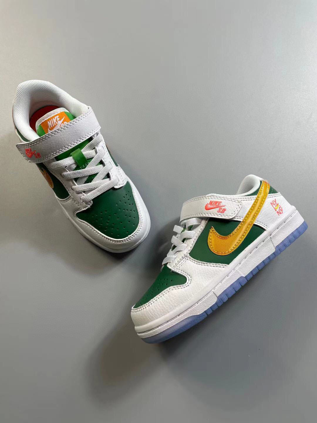 Nike SB single buckle sneakers" green"