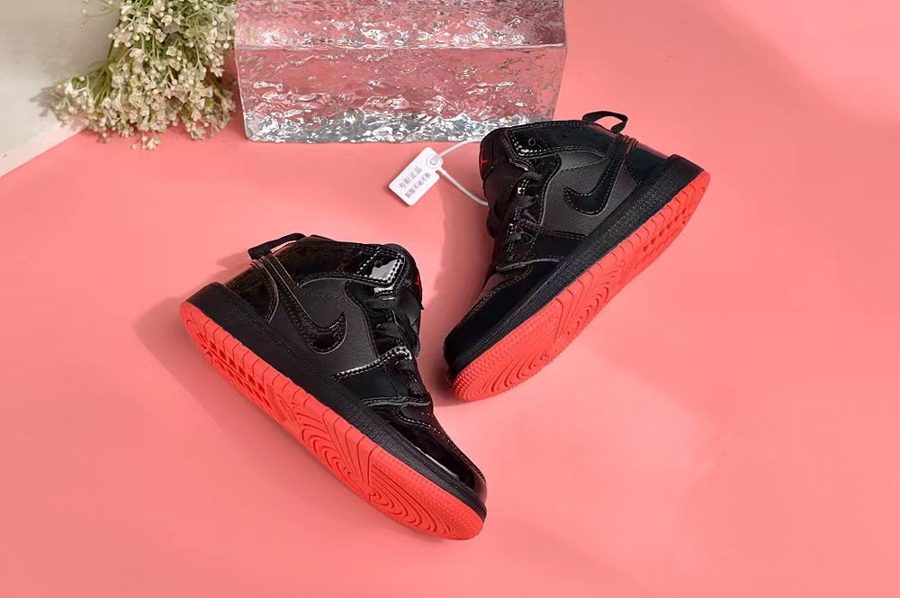 Jordan AJ1 children's shoes" black"