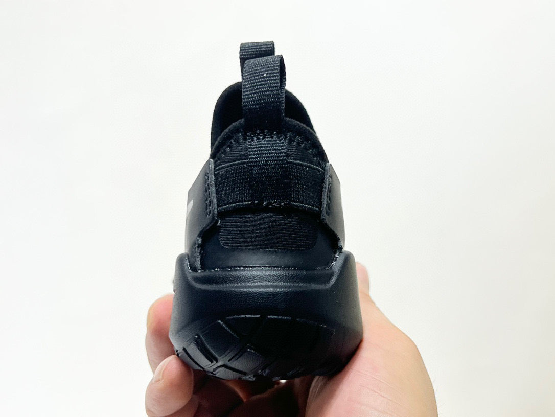 Nike's new barefoot slip" black"