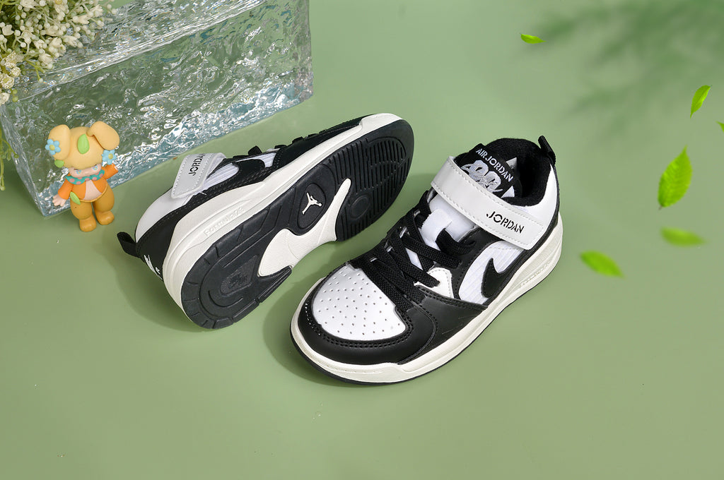 Nike Jordan 90 children's casual shoes" white, black"