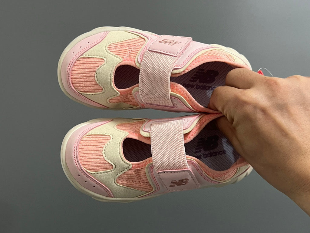 NB new 920 Mary Jane mesh stitching Velcro children's sandals" pink and light beige"