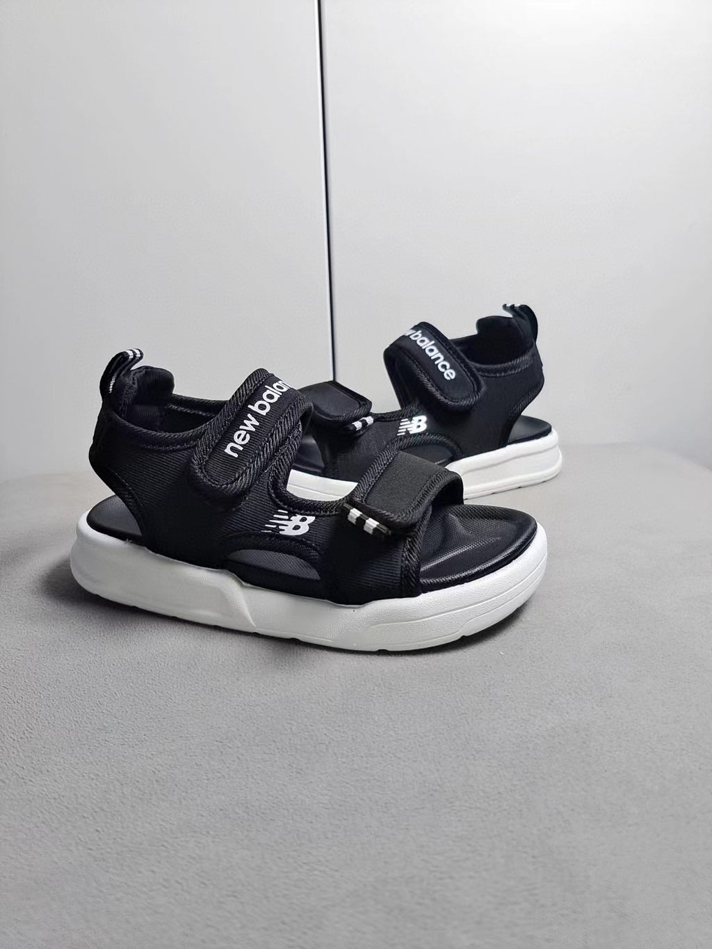 NB double velcro sandals" black"