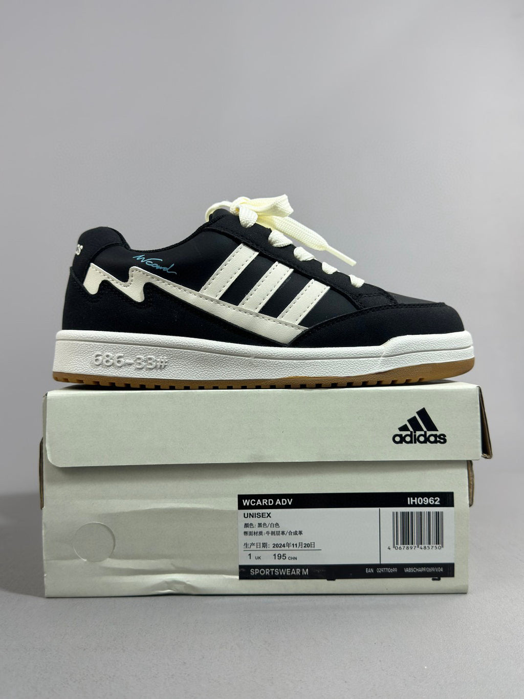 Adidas WCARD ADV classic retro sneakers" black"