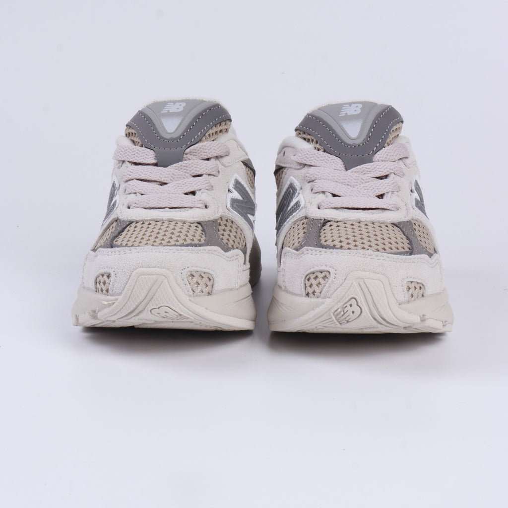 N 2010 children's shoes "Light beige & light grey"