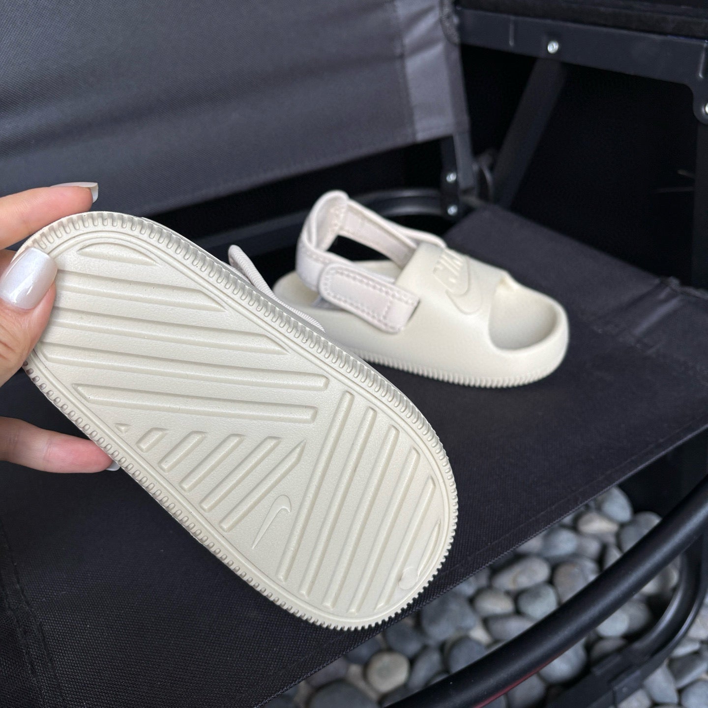 Nike open toe Velcro two-way sandals" Cream"