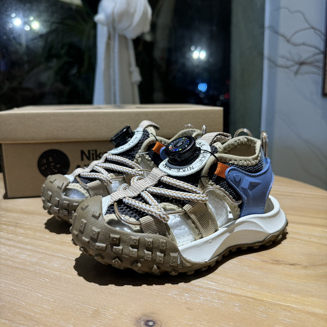 Popular NK hiking shoes and sandals" darker brown, Cream"