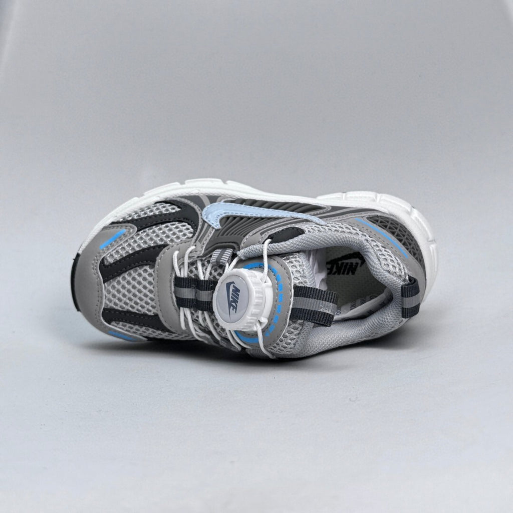 Nike Zoom V5 Retro Sneakers