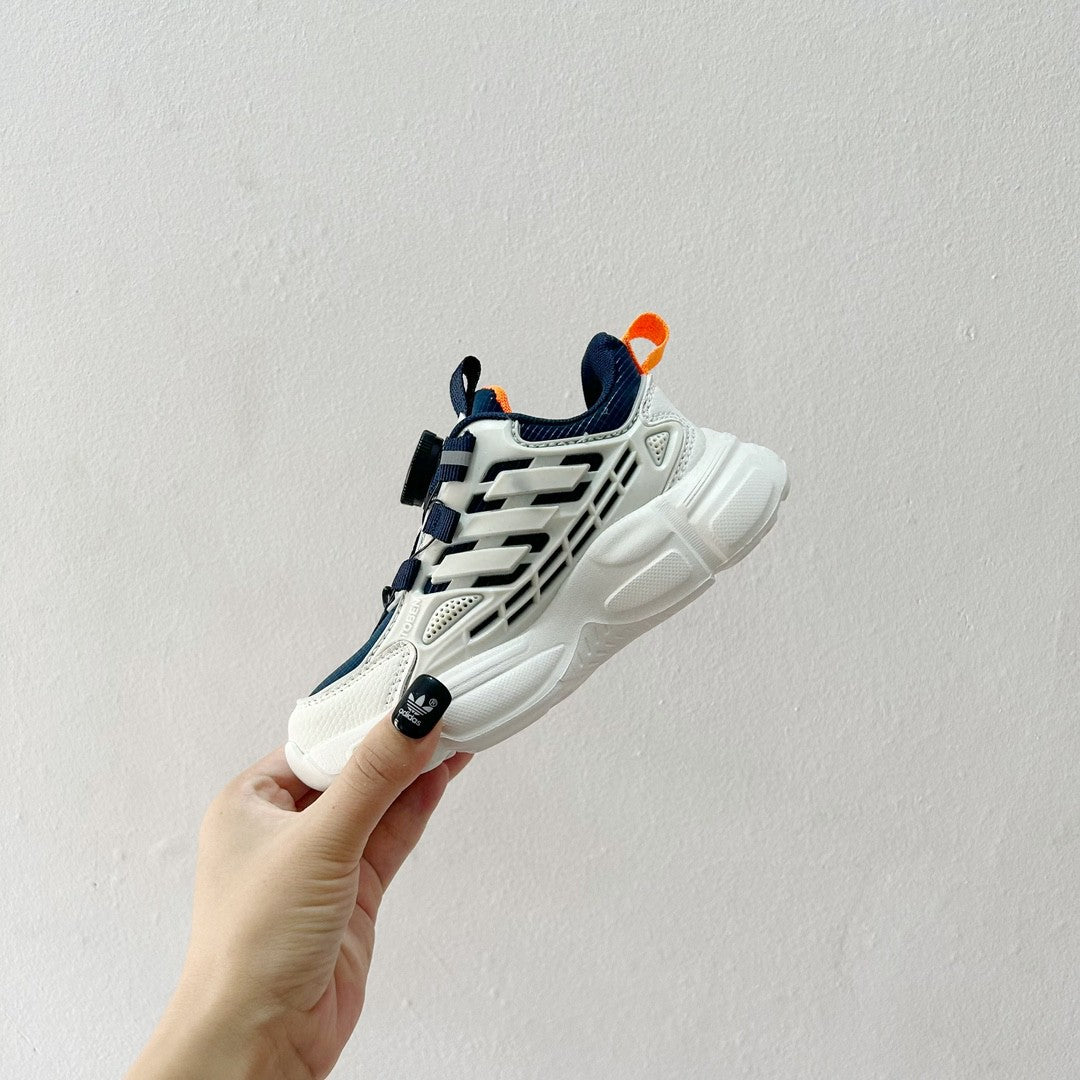Trefoil rotating button children's shoes " white"