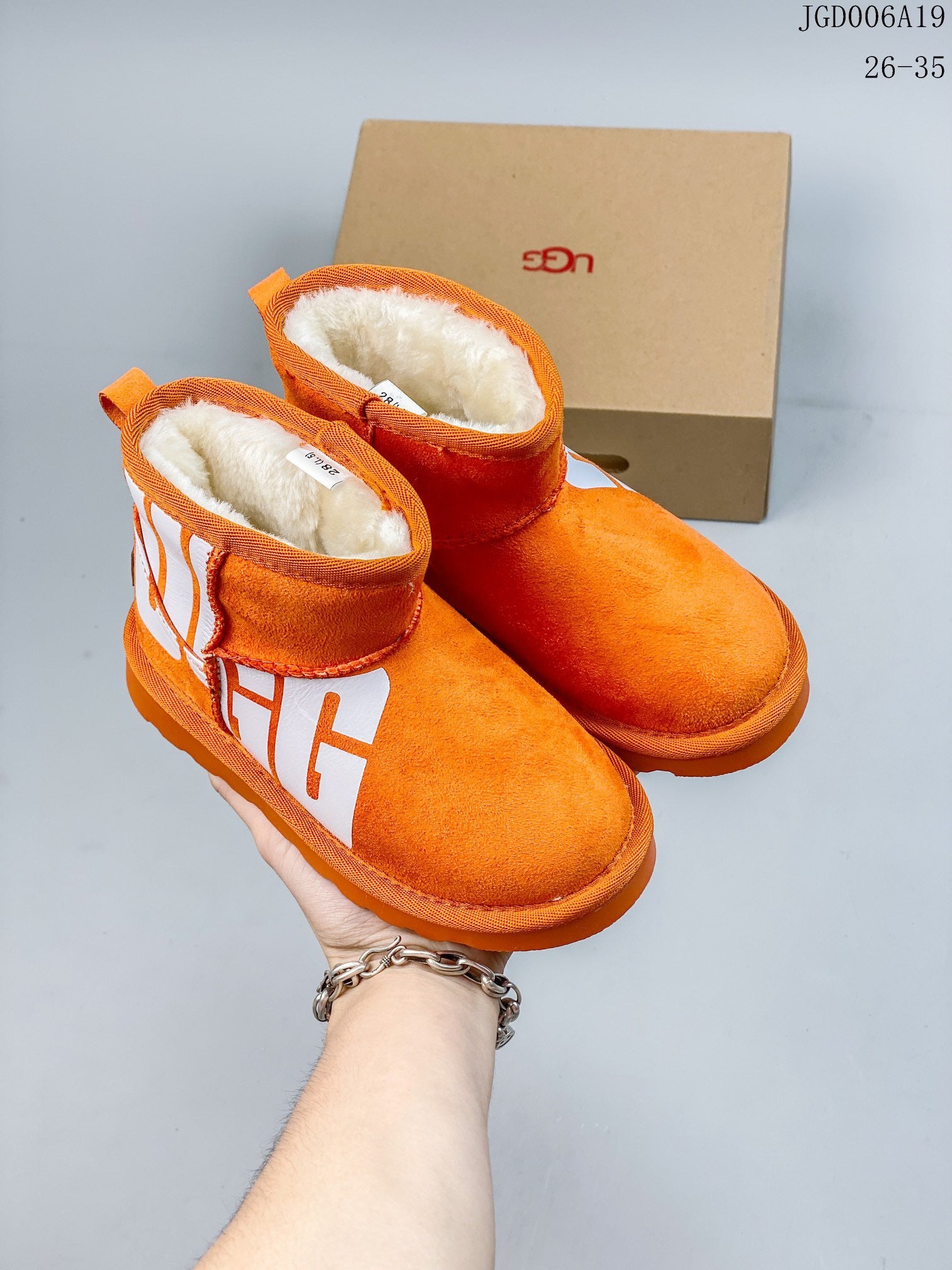U-GG Zhou Dongyu" Orange"