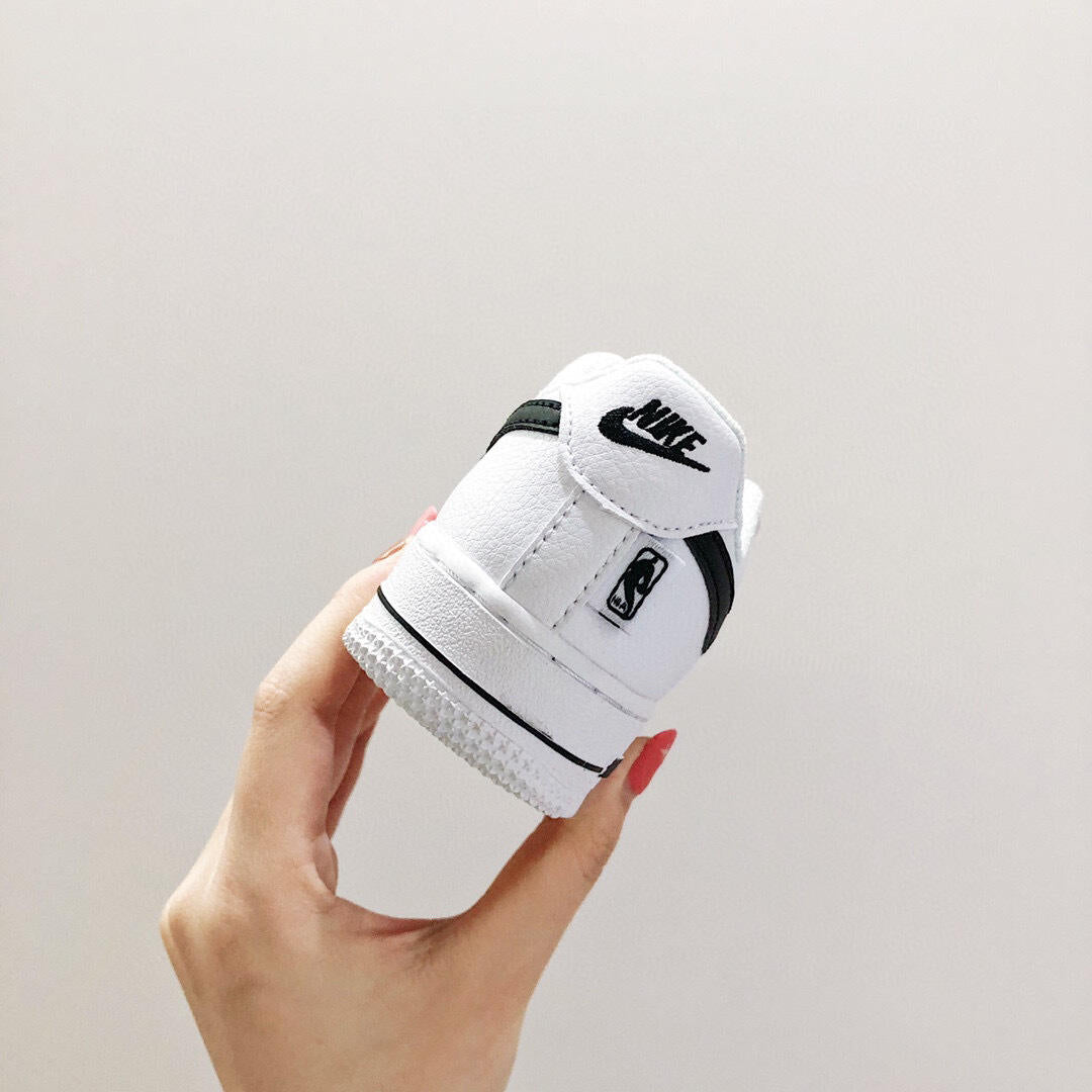 Air Force low-top lace-up sneakers" white"