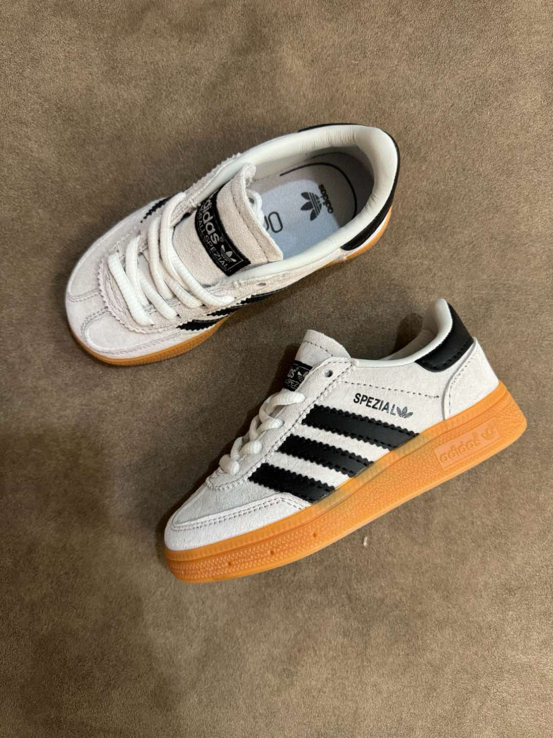 Adidas training 3 generation pig leather children's shoes" white"