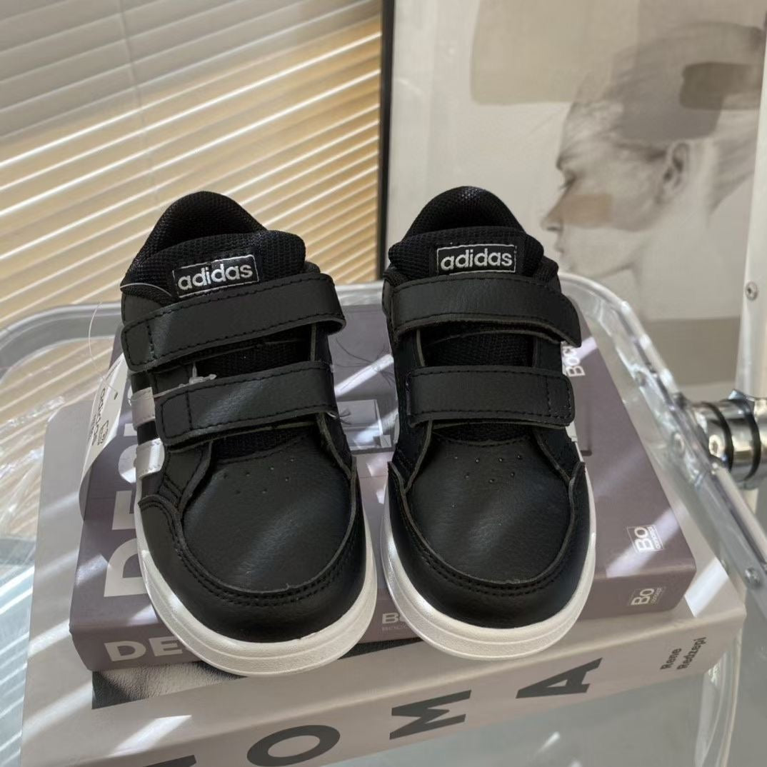 Adidas co-branded Velcro children's shoes" black, white"