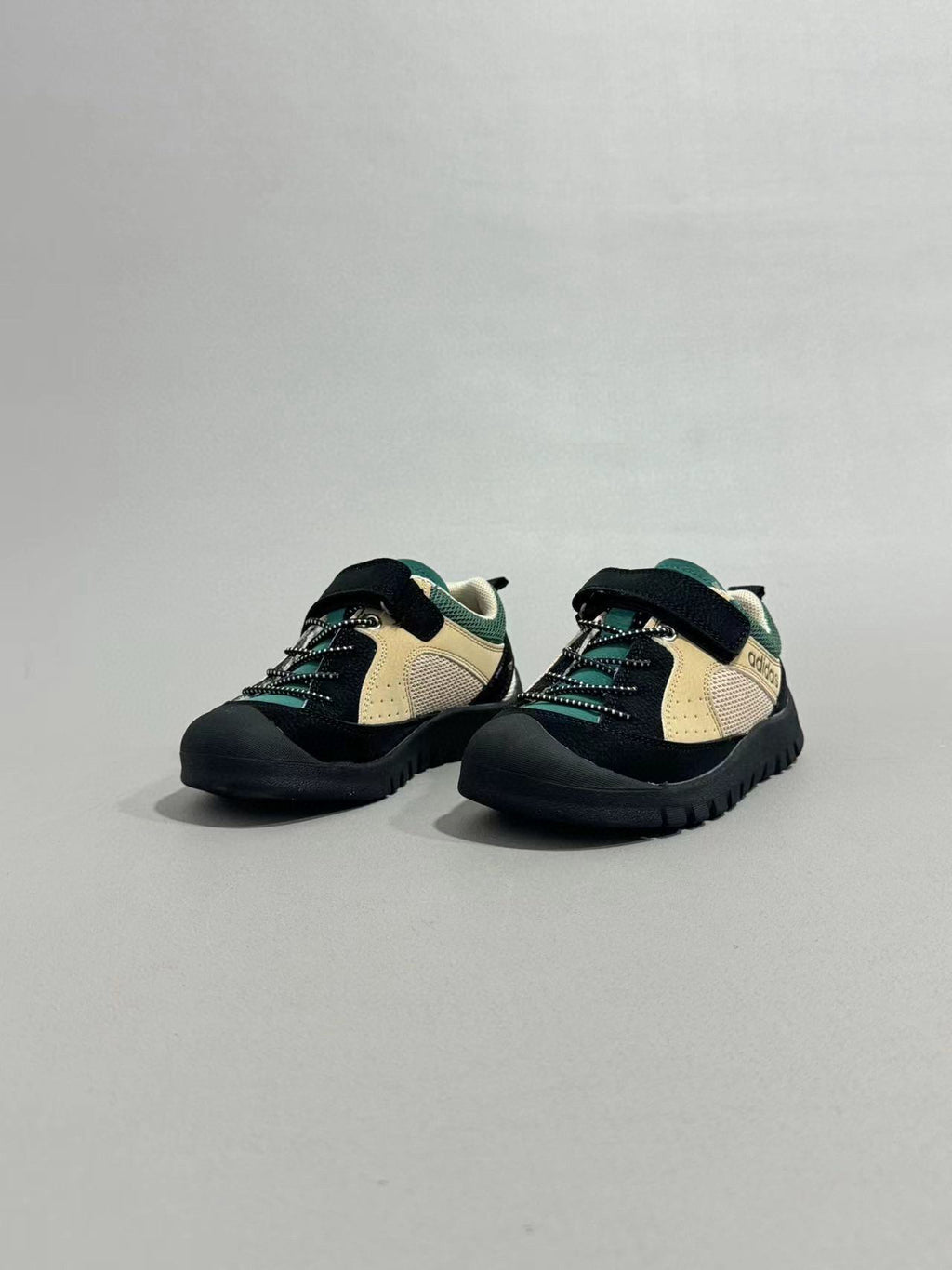 Adidas outdoor hiking shoes" black"