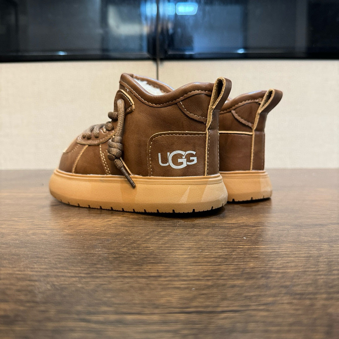 U-GG Capibara Snow Boots Leather" brown"