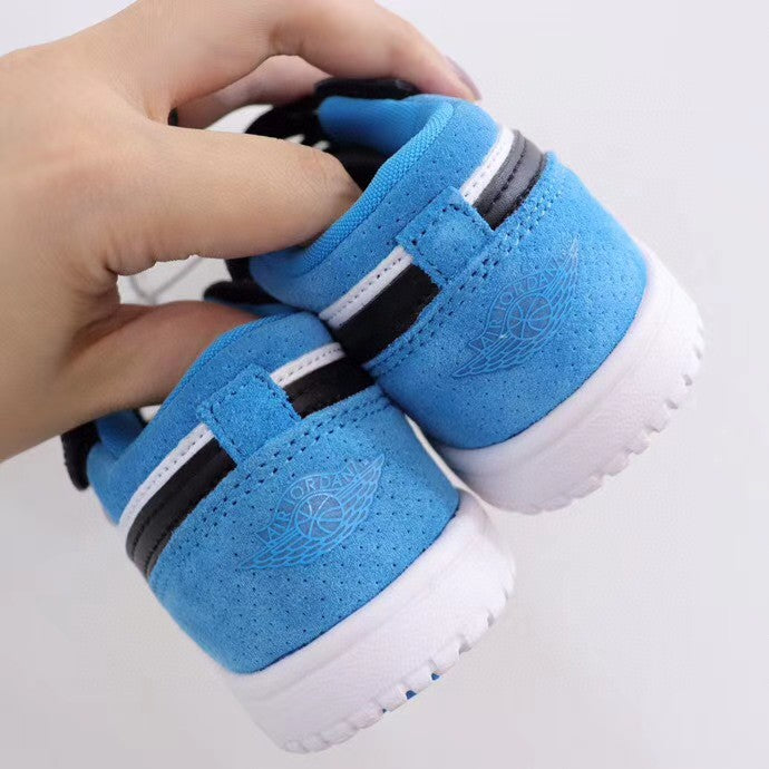 Jordan low top elastic band" white, black, blue"