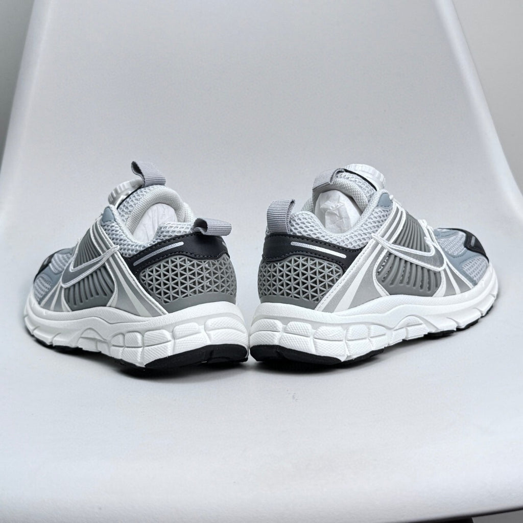 Nike Zoom V5 Retro Sneakers