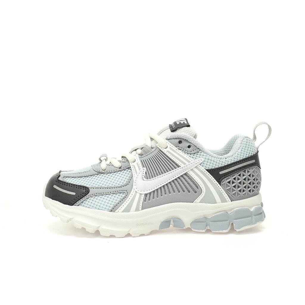 Nike V5" gray"