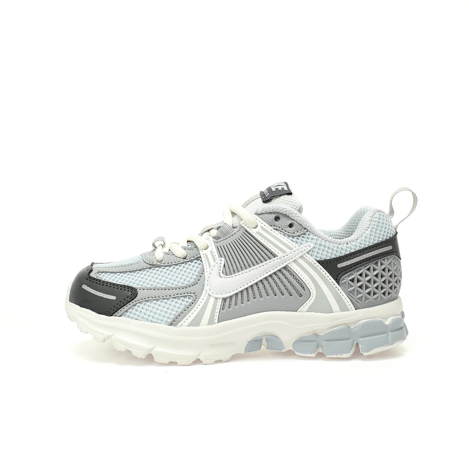 Nike V5" gray"