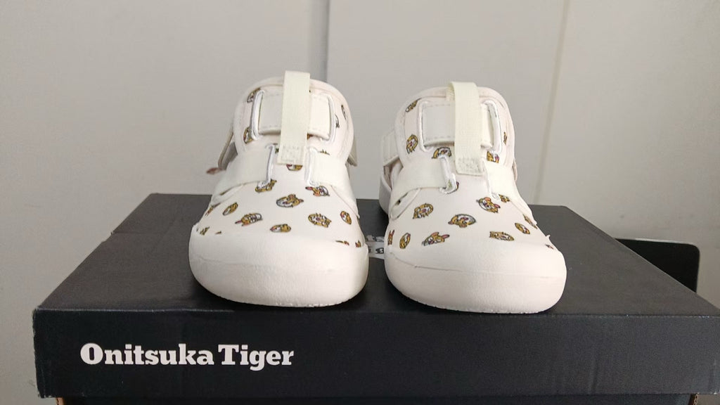 YSS Onitsuka mesh bread head sandals" off white"