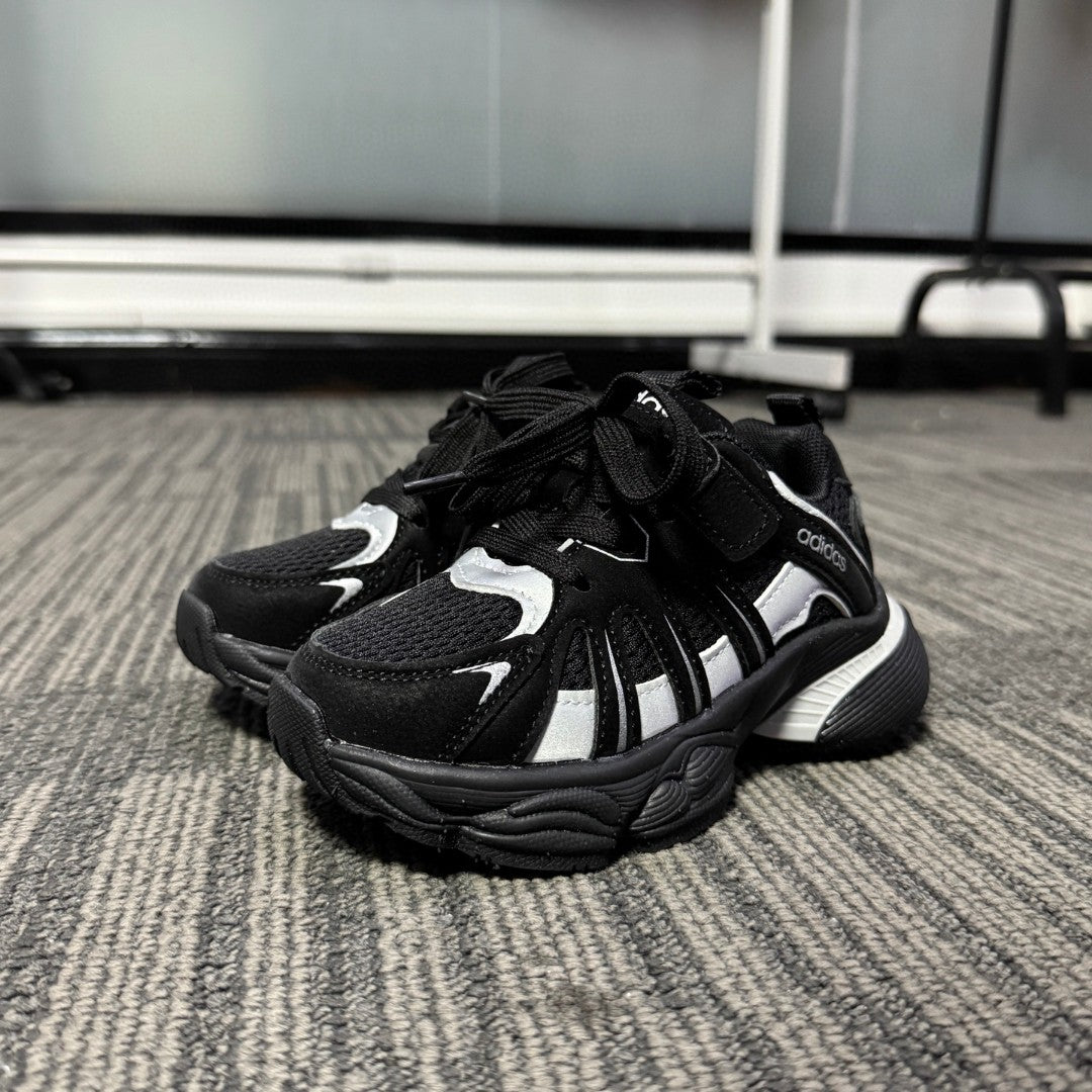Adidas dad shoes" black"