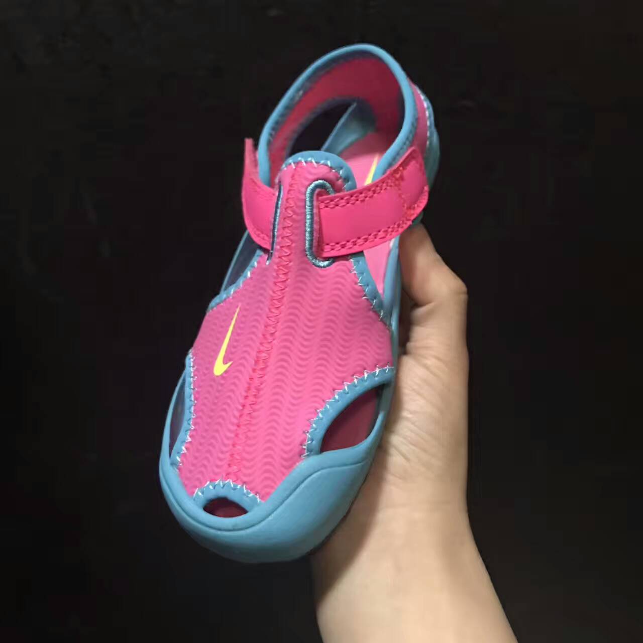 Nike children's closed toe sandals " hot pink and light blue"
