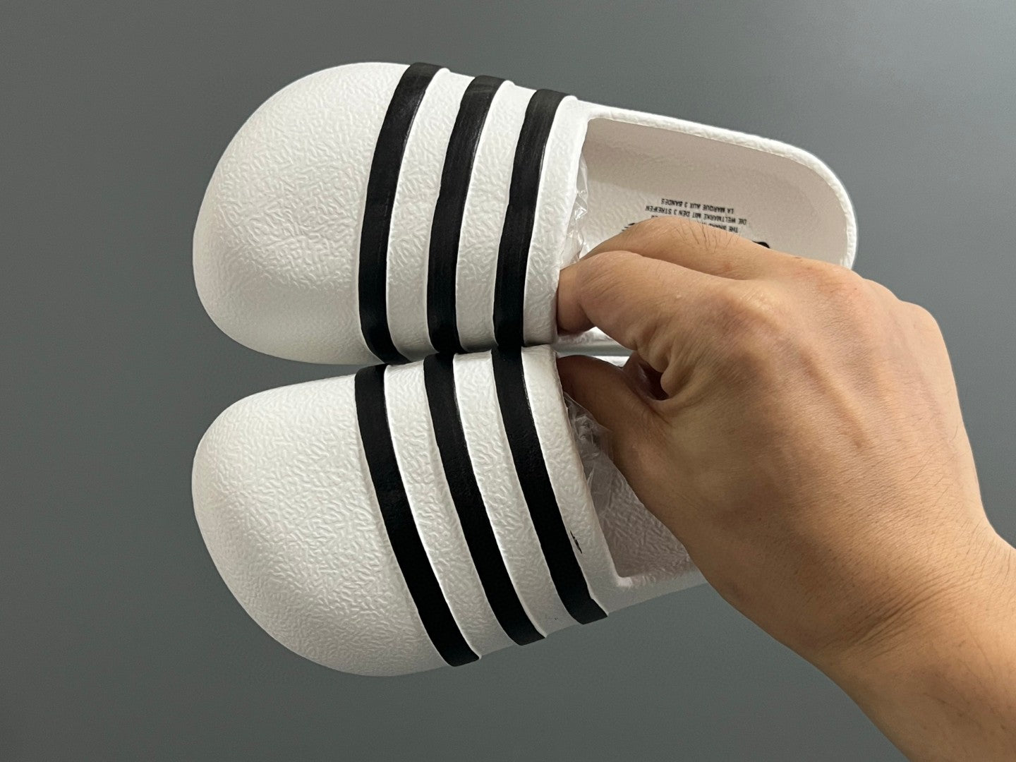 A's new style children's slippers with closed toe cap" white"