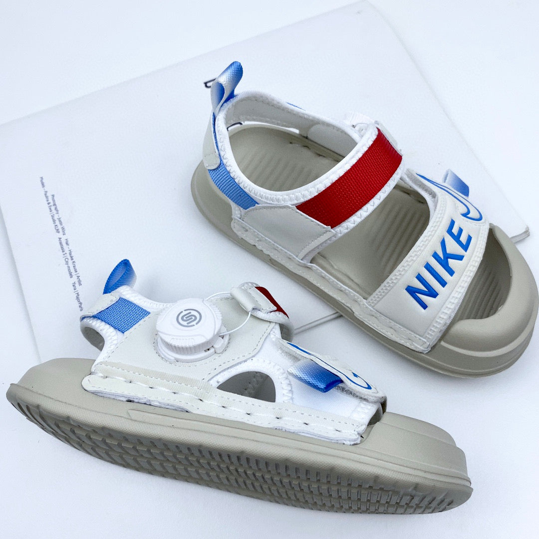 Nike Twist Lock Closed Toe Sandals" white, gray"