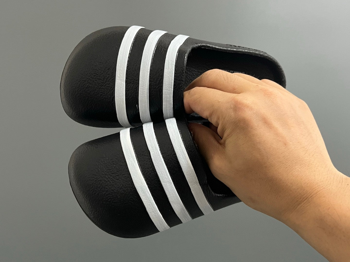 A's new style children's slippers with closed toe cap" black"